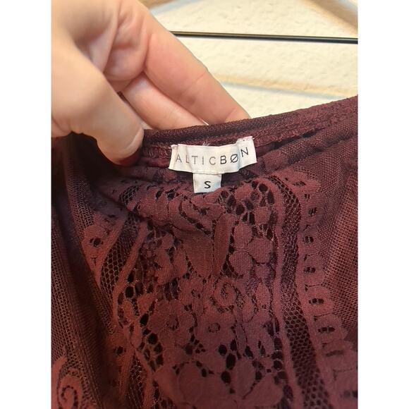 Baltic Born Caroline Lace Maxi Dress - Mulberry - Picture 5 of 6